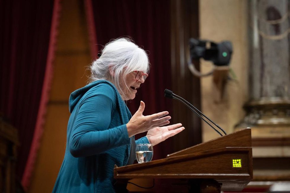 Archivo - La presidenta de la CUP en el Parlament, Dolors Sabater