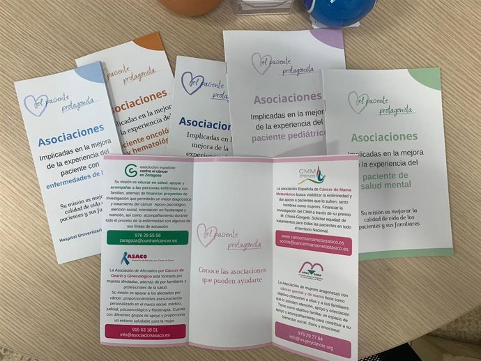 Los folletos editados en el Servet para dar visibilidad a las asociaciones.