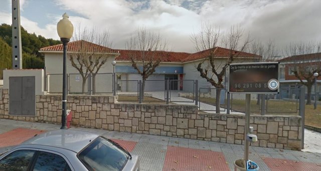 Se derrumba el edificio del Espai Labora de Ibi