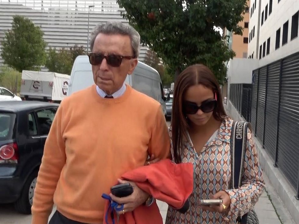 Archivo - José Ortega Cano con Gloria Camila, su gran apoyo desde su expulsión de 'Pesadilla en el Paraíso'