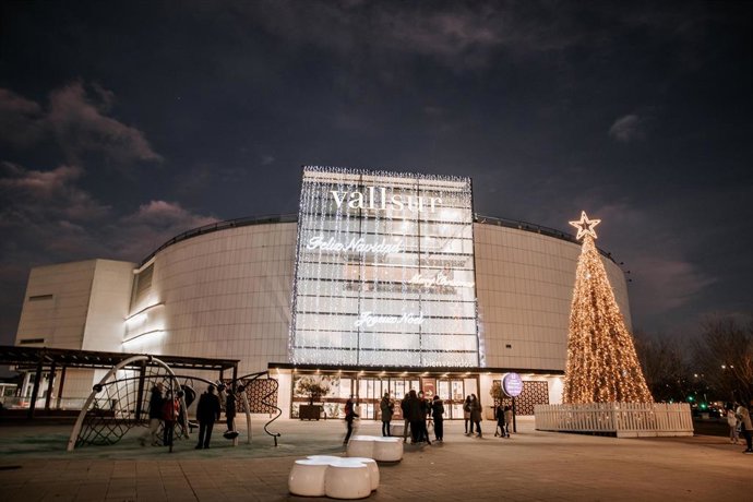 Archivo - Encendido Navidad en Vallsur - Año 2021