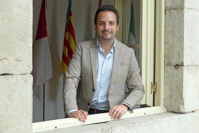 Archivo - El diputado del PP en el Parlamento de Cantabria Álvaro Aguirre