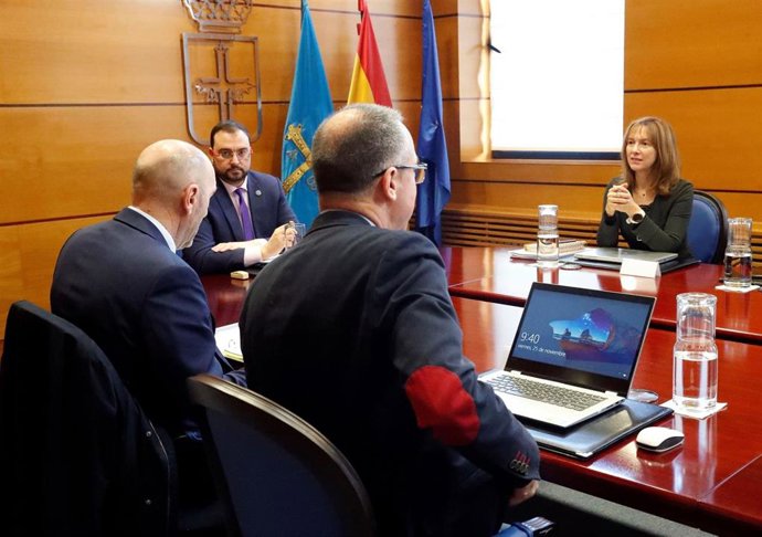 El presidente, Adrián Barbón; el vicepresidente, Juan Cofiño; la consejera de Hacienda, Ana Cárcaba; y el consejero de Salud, Pablo Fernández Muñiz.