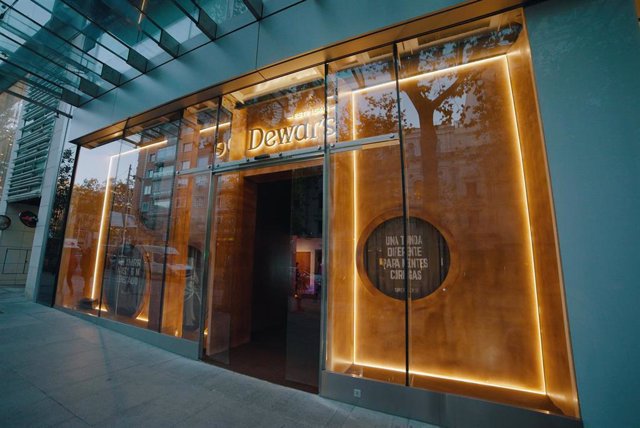 DEWAR'S inaugura su primera pop up en Madrid
