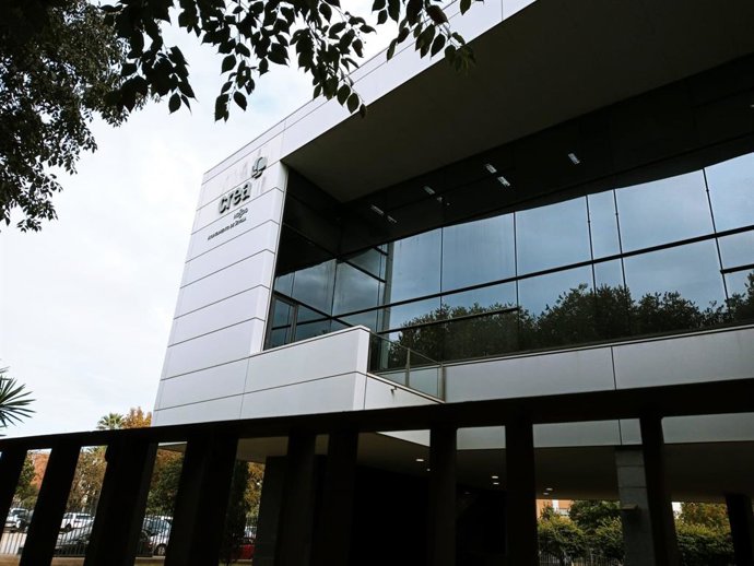 Archivo - El edificio CREA, que opta a ser la sede de la Agencia Espacial Española.