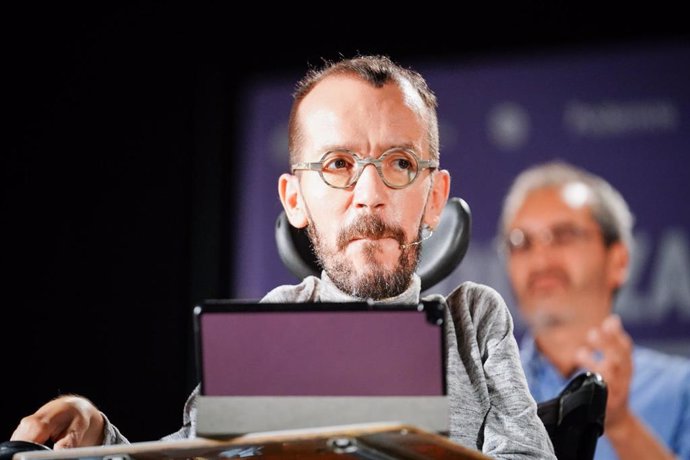 El portavoz de Unidas Podemos en el Congreso, Pablo Echenique, participa en un acto político llamado La fuerza que transforma, a 3 de diciembre de 2022, en Vitoria-Gasteiz, Álava, País Vasco, (España)