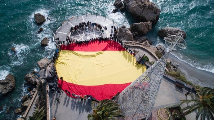 El acto organizado con motivo del Día de la Constitución en Nerja.