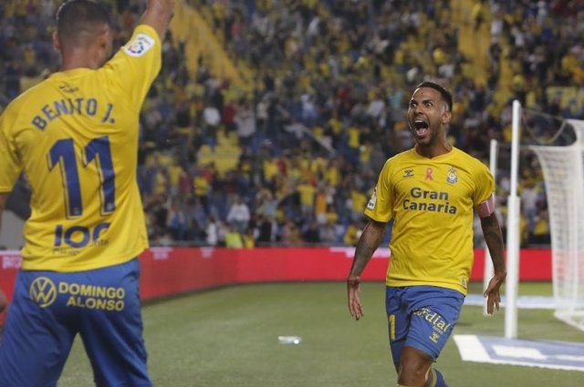 Archivo - Jugadores de la UD Las Palmas celebran un gol en LaLiga SmartBank