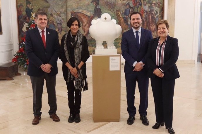 El ministro de Consumo, Alberto Garzón, con la ministra de Trabajo colombiana, Gloria Ramirez, y la ministra colombiana de Ambiente y Desarrollo Sostenible, Susana Muhamad