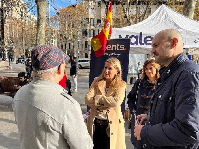 Parera en una carpa del partido el día de la Constitución