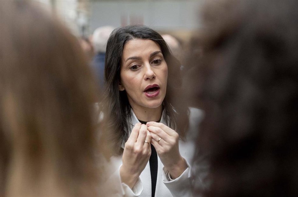 La presidenta de Ciudadanos, Inés Arrimadas, durante el acto institucional por el Día de la Constitución, en el Congreso de los Diputados, a 6 de diciembre de 2022, en Madrid (España).