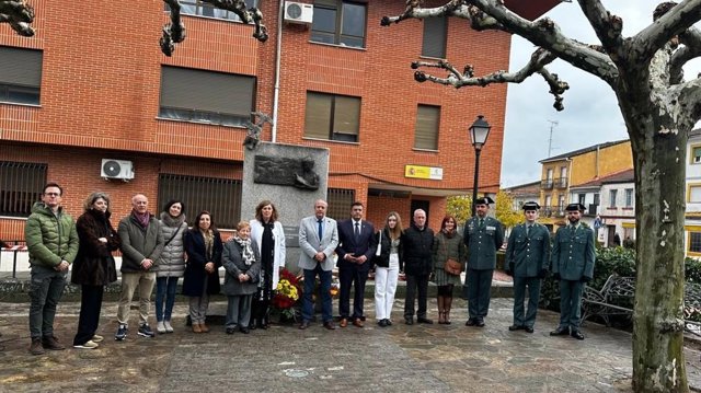 Acto de homenaje en El Tiemblo por Fernando Trapero.