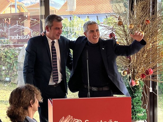 El secretario general del PSOE de Cantabria y el de Santoña, Pablo Zuloaga y Sergio Abascal, en la comida del partido del Día de la Constitución