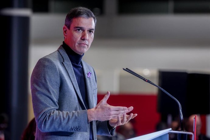 El presidente del Gobierno, Pedro Sánchez, interviene durante un acto organizado por el PSOE con motivo del Día Internacional de la Eliminación de la Violencia contra la Mujer, en la Feria de Madrid, Ifema, a 25 de noviembre de 2022, en Madrid (España). 