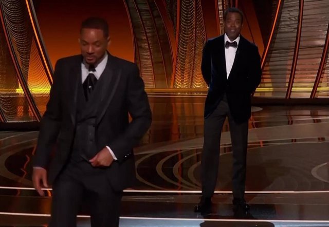 Archivo - La policía iba a arrestar a Will Smith tras el bofetón a Chris Rock en los Oscar