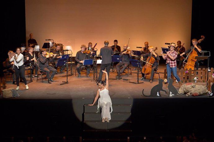 Sevilla.-La ROSS programa el día 8 el cuento musical 'Los tres cerditos' como anticipo de la temporada navideña