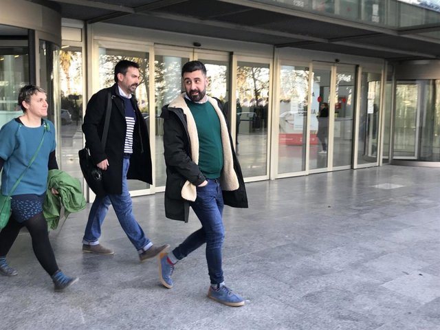 Archivo - El concejal Pere Fuset sale de la Ciudad de la Justicia tras declarar por el accidente de Viveros