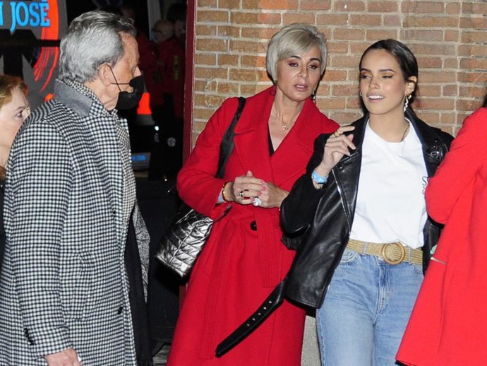 Archivo - Ana María Aldón, Gloria Camila y Ortega Cano en una imagen de archivo