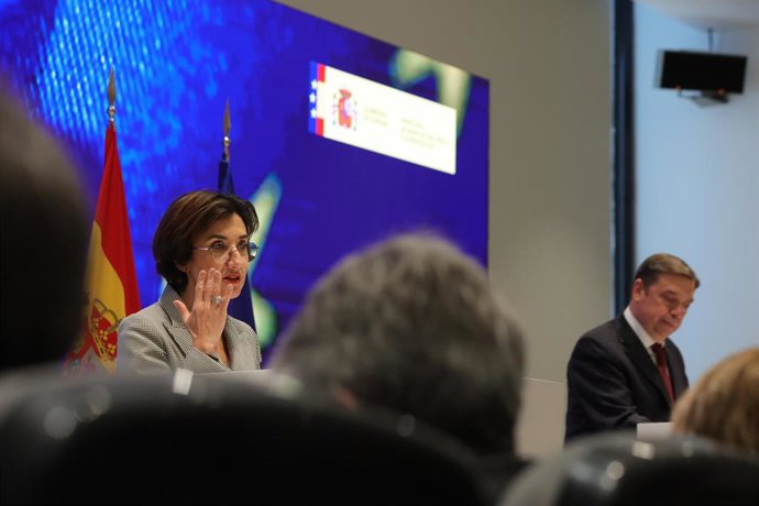 La ministra de Agricultura y Alimentación de Portugal, interviene en rueda de prensa tras una reunión en la que han firmado un convenio, en la sede del Ministerio, a 7 de diciembre de 2022, en Madrid (España). Después de la reunión y la posterior rueda 