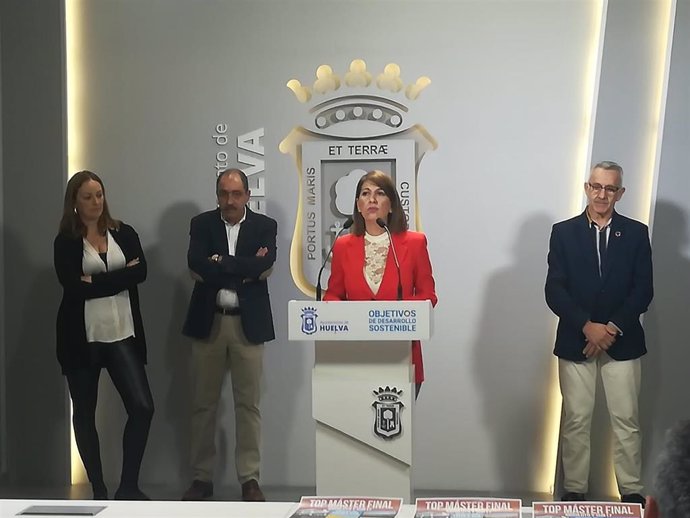 La delegada de Turismo, Cultura y Deporte de la Junta en Huelva, Teresa Herrera, en la presentación del evento.