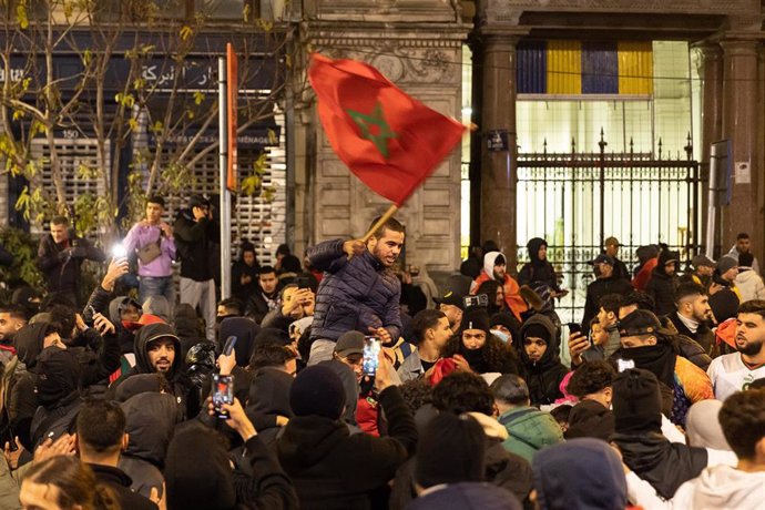 Celebraciones en Bruselas por la victoria de la selección de fútbol de Marruecos