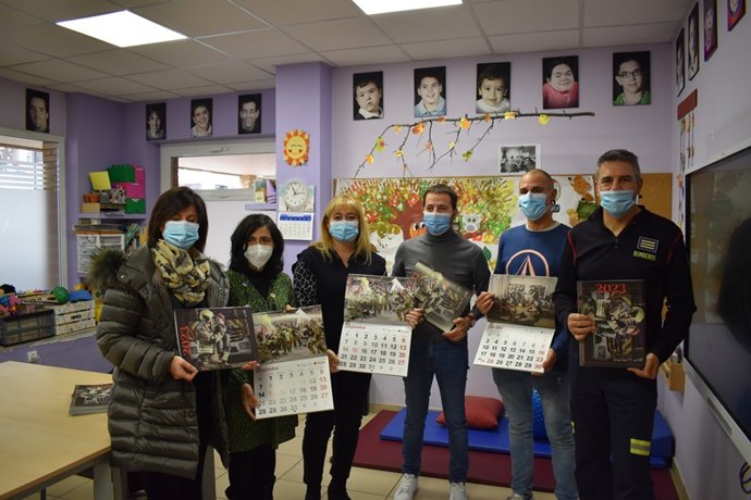 La Diputación de Soria entrega los calendarios a Aspace.