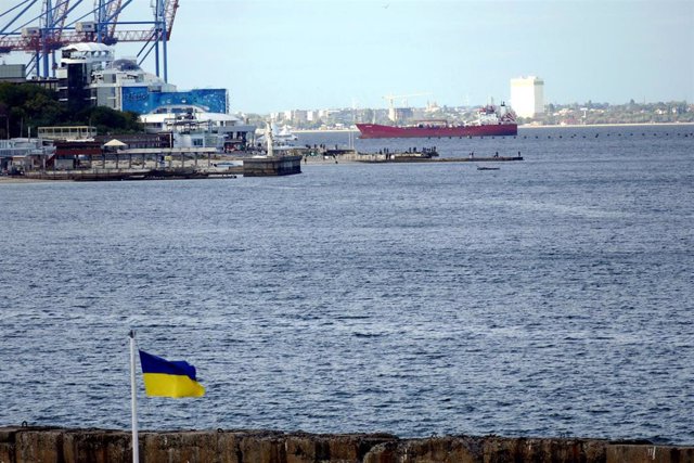 Archivo - Corredor de grano en el puerto de Odesa 