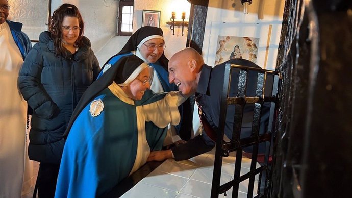 El Ayuntamiento de León participa en la celebración de La Inmaculada en el Convento de Madres Concepcionistas