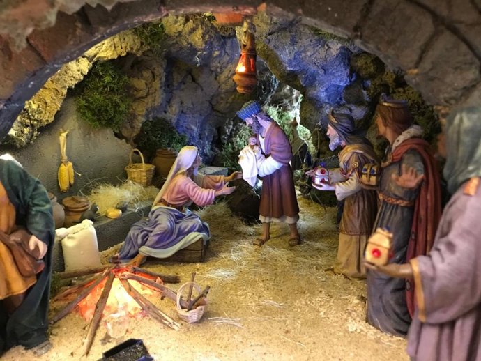 Ayuntamiento y la pro-Asociación de Belenistas de Jaén recuperan el concurso de belenes tras la pandemia