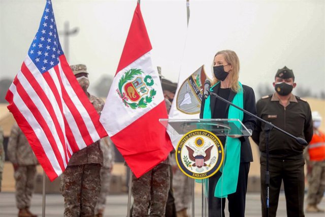 Archivo - La embajadora de Estados Unidos en Perú, Lisa Kenna, en Lima
