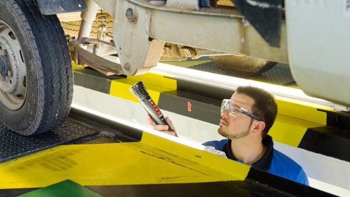 La Junta convoca 296 plazas de personal inspector en las estaciones de ITV