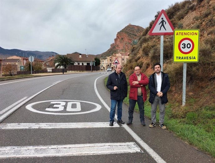 La Rioja rebaja a 30 Km/h la velocidad de paso en las travesías de una treintena de municipios que lo han solicitado