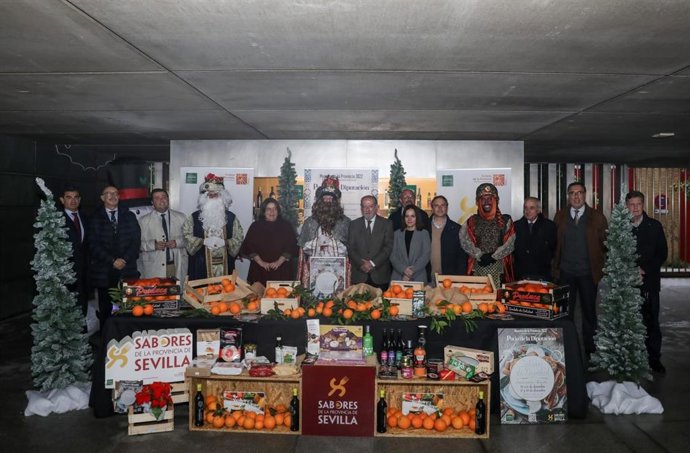 Exposición de productos gastronómicos de la provincia de Sevilla en el marco de la Feria 'Sabores de Navidad'.