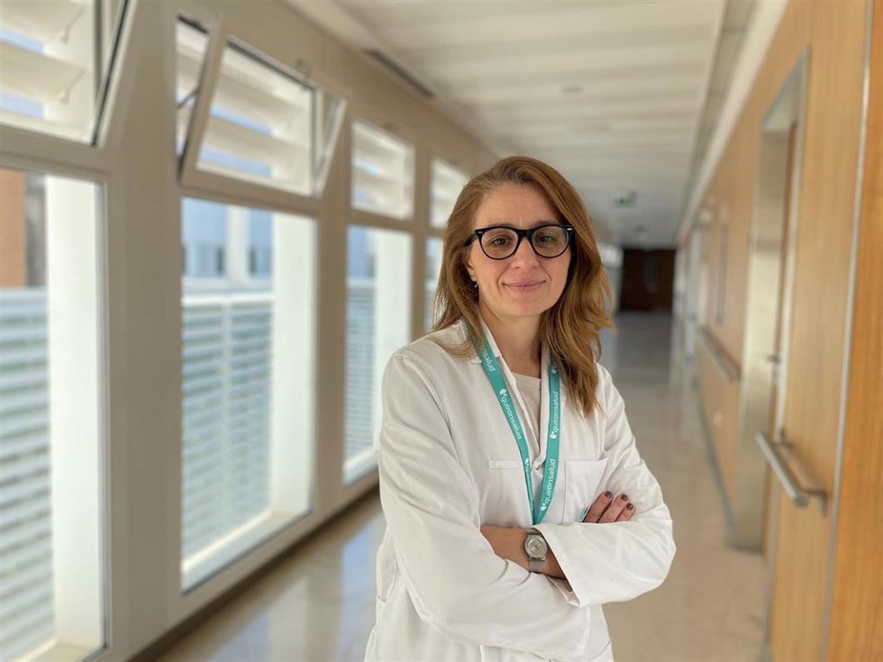 La doctora Raquel Calero, que lidera la Unidad de Psicooncología del Hospital Quirónsalud Infanta Luisa.