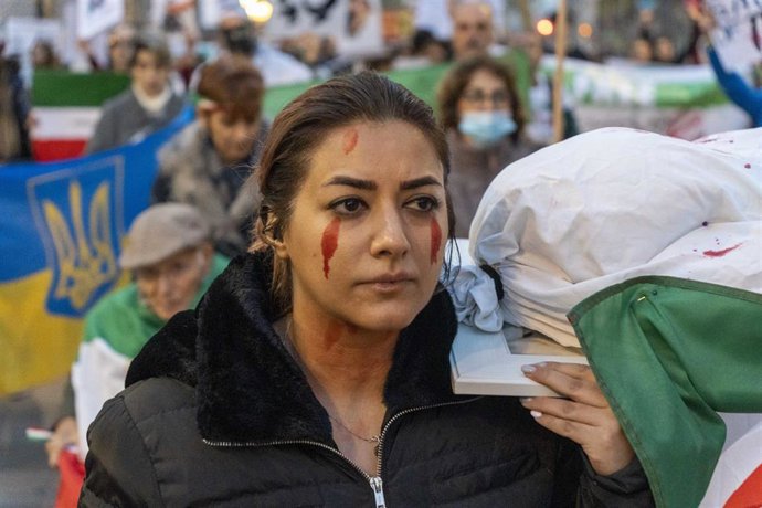Protestas en Barcelona contra la muerte de Mahsa Amini en Irán 