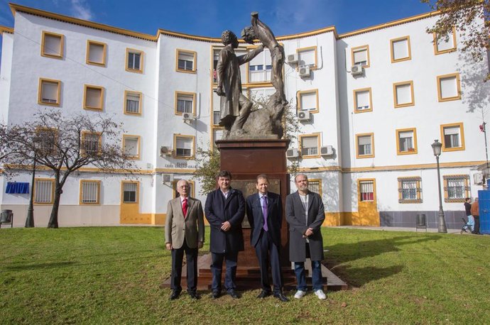 Fotos Inauguración Monumento León Ortega