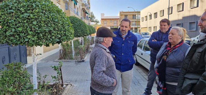 Alcosa Y Torreblanca. Plan Mejora Tu Barrio. Nota De Prensa Y Fotografías.