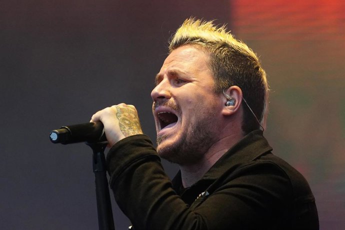 Archivo - El cantante Dani Martín actúa en el festival Oson de Camiño, en el Monte do Gozo, a 18 de junio de 2022, en Santiago de Compostela, A Coruña, Galicia, (España). 