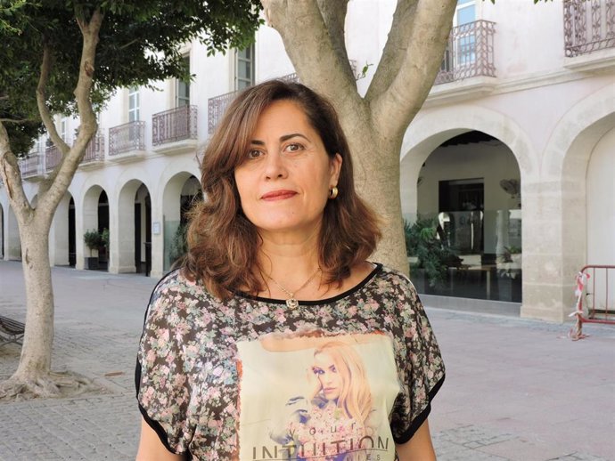 La candidata a las primarias del PSOE en Almería Carmen Aguilar.