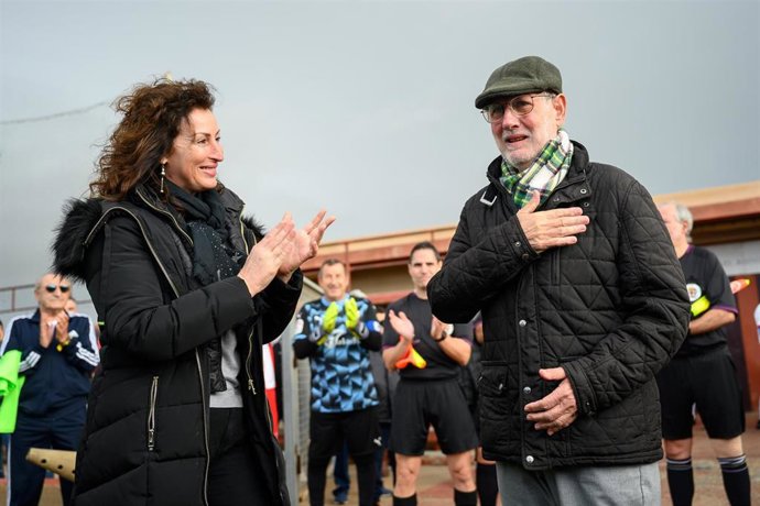 El Ayuntamiento de Almería participa en el homenaje al fotógrafo deportivo Felipe Ortiz
