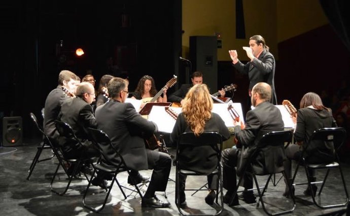 La Orquesta de Pulso y Púa de Tudela de Duero (Valladolid) celebra el próximo sábado sus 40 años con un concierto