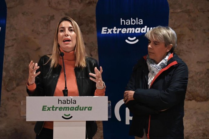 La presidenta del PP, María Guardiola, en un acto en Plasencia.