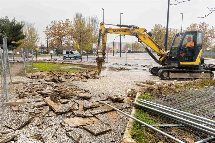 Comienza la reforma de la avenida Cataluña de Zaragoza que se prolongrá durante 14 meses y con 4,3 millones de inversión