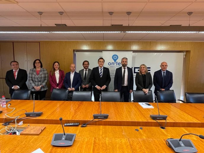 Encuentro de la Junta con Granada Ontech