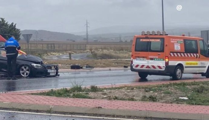 Imagen de uno de los vehículos siniestrados en Ávila.