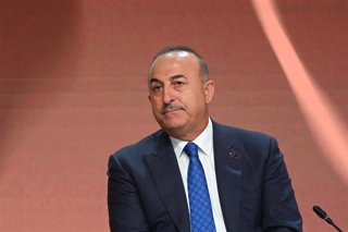 Archivo - El ministro de Exteriores de Turquía, Mevlut Cavusoglu