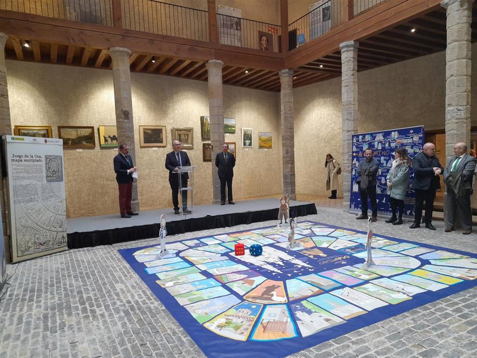 Enrique Maya, Patxi Pérez y Miguel Ángel Barón, en la presentación de las exposiciones sobre el Camino de Santiago