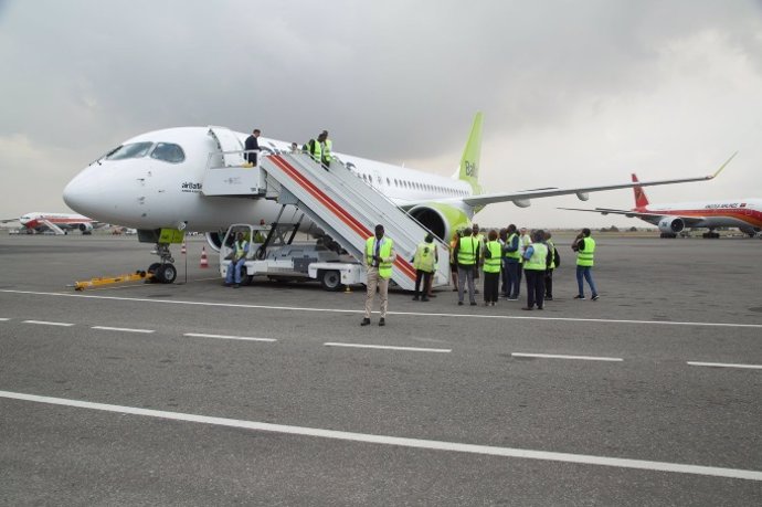 La angoleña TAAG y Airbus presentan su primer A220, que recibirá en verano de 2023.