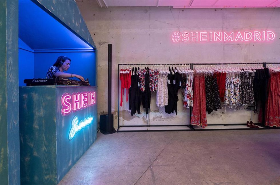Archivo - Interior de la primera tienda física de SHEIN en Madrid