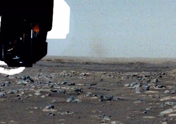 Archivo - Diablo de polvo captado por el rover Perseverance